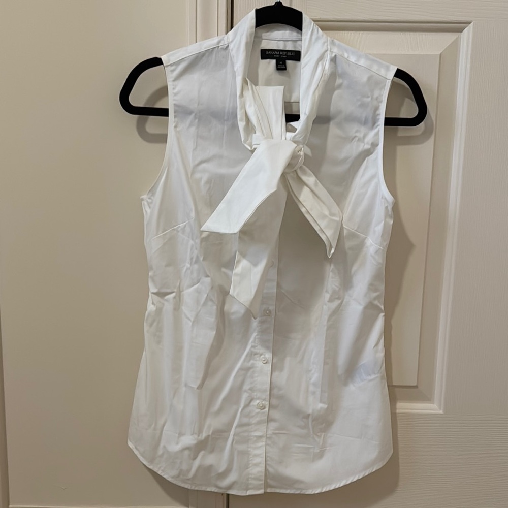 White Sleeveless Blouse with Bow by Banana Republic